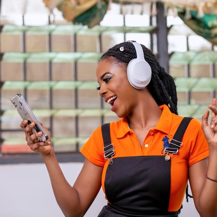 Lina Müller - Founder of Bright Grove Works